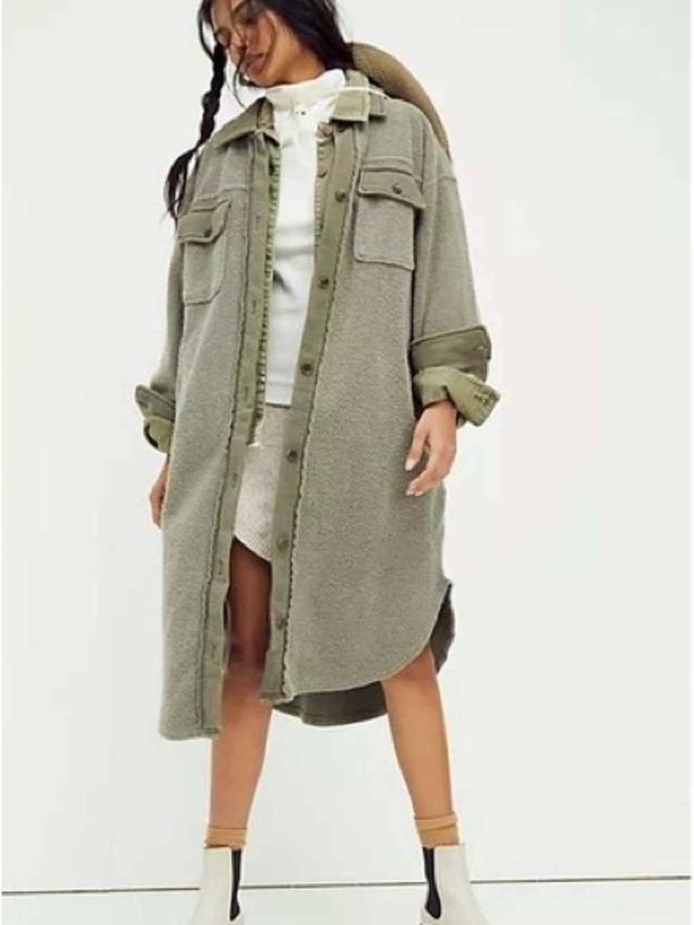 WE THE FREE RUBY LONGLINE SHACKET IN SAGE [SIZE EXTRA SMALL]